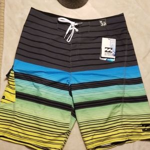 Mens Billabong board shorts